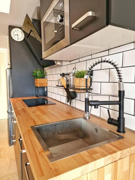ベナルマデナAcogedor Piso Con Terraza Y Parking!アパートメント エクステリア 写真