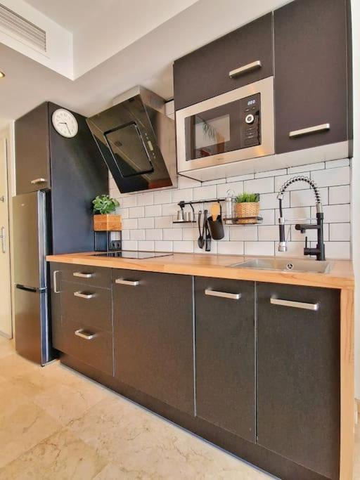 ベナルマデナAcogedor Piso Con Terraza Y Parking!アパートメント エクステリア 写真