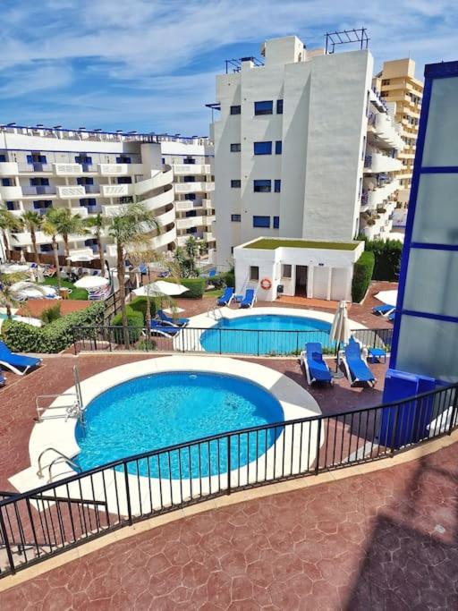 ベナルマデナAcogedor Piso Con Terraza Y Parking!アパートメント エクステリア 写真
